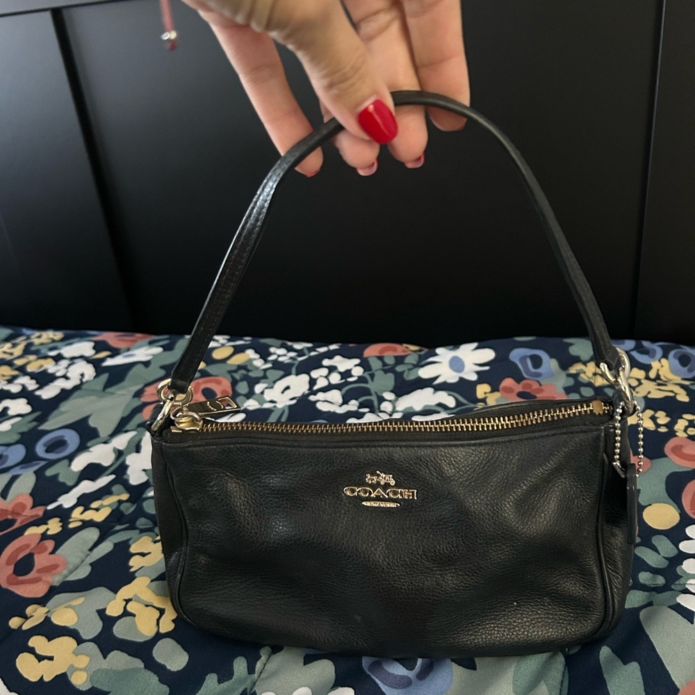 Coach Black Leather Shoulder Bag